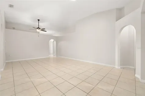 624 Blake Avenue Davenport FL 33897