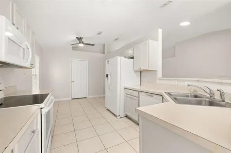 624 Blake Avenue Davenport FL 33897
