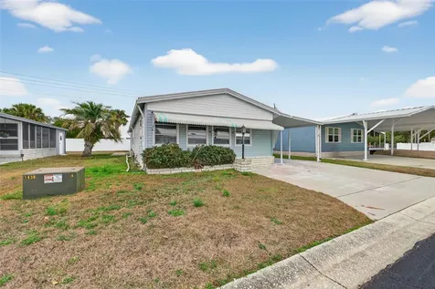 4100 Carefree Way Zephyrhills FL 33541