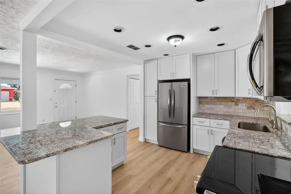 7919 Causeway Boulevard S St Petersburg FL 33707