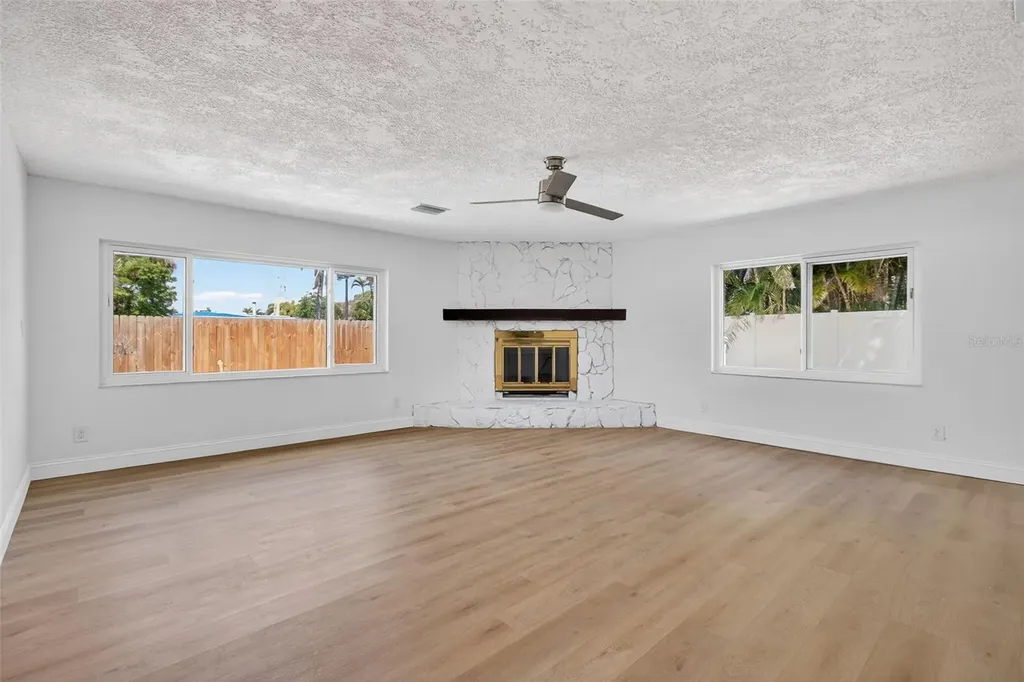 7919 Causeway Boulevard S St Petersburg FL 33707