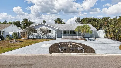 7919 Causeway Boulevard S St Petersburg FL 33707