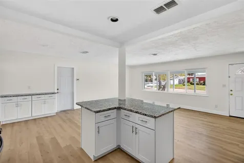 7919 Causeway Boulevard S St Petersburg FL 33707
