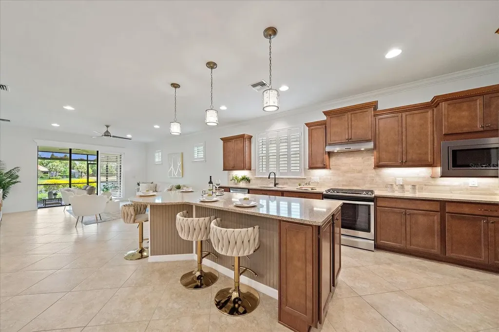 6713 Chester Trail Lakewood Ranch FL 34202