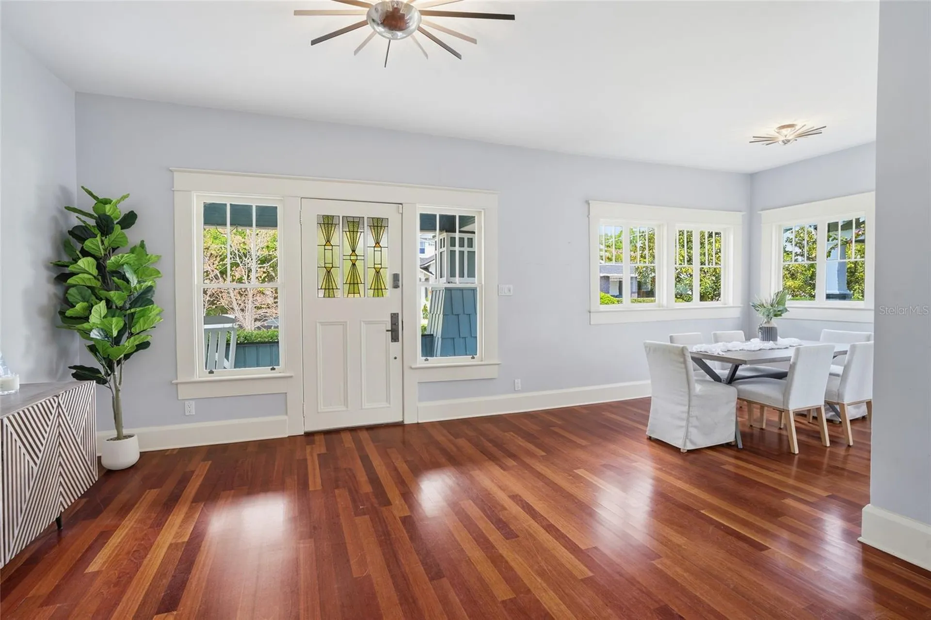 2116 W Watrous Avenue Tampa FL 33606
