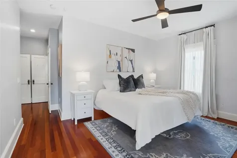 2116 W Watrous Avenue Tampa FL 33606
