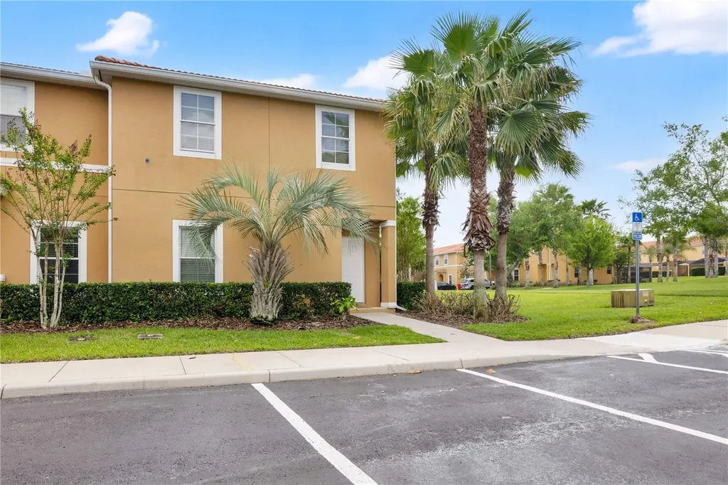 3012 Secret Lake Drive Kissimmee FL 34747