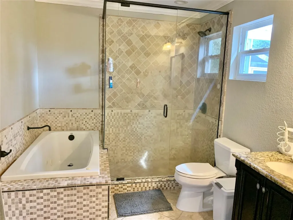2219 NW 17th Avenue Gainesville FL 32605
