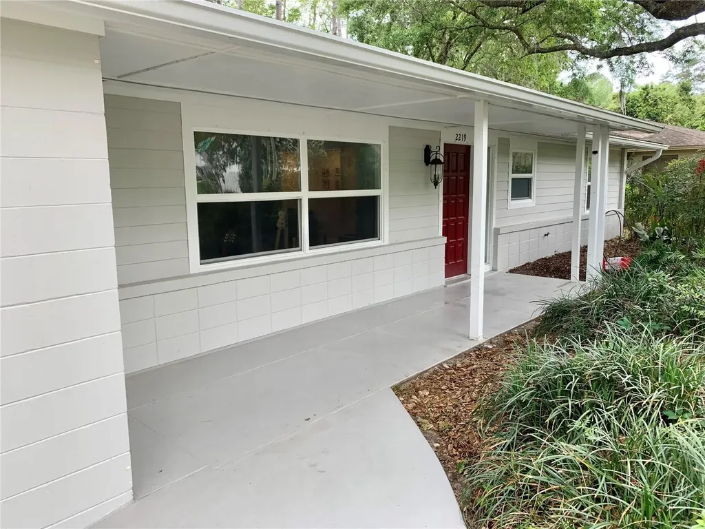 2219 NW 17th Avenue Gainesville FL 32605