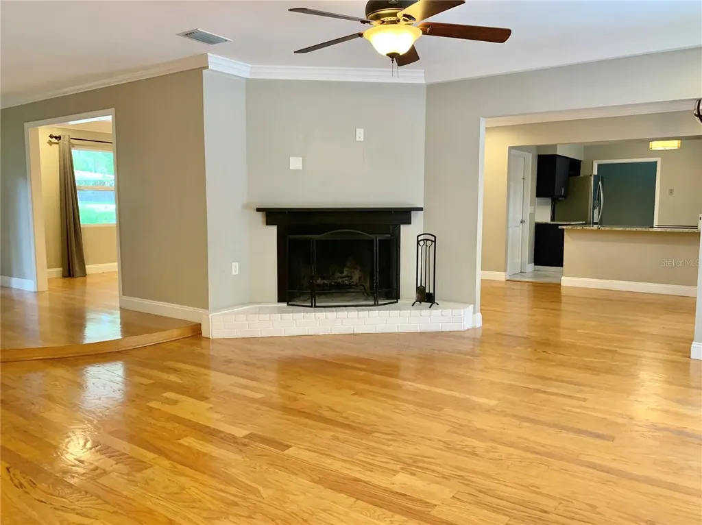2219 NW 17th Avenue Gainesville FL 32605