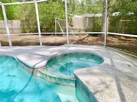 2219 NW 17th Avenue Gainesville FL 32605