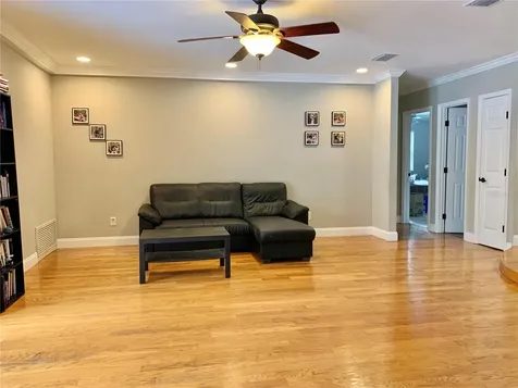 2219 NW 17th Avenue Gainesville FL 32605