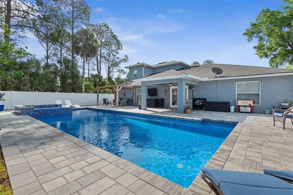 13 White Birch Lane Palm Coast FL 32164