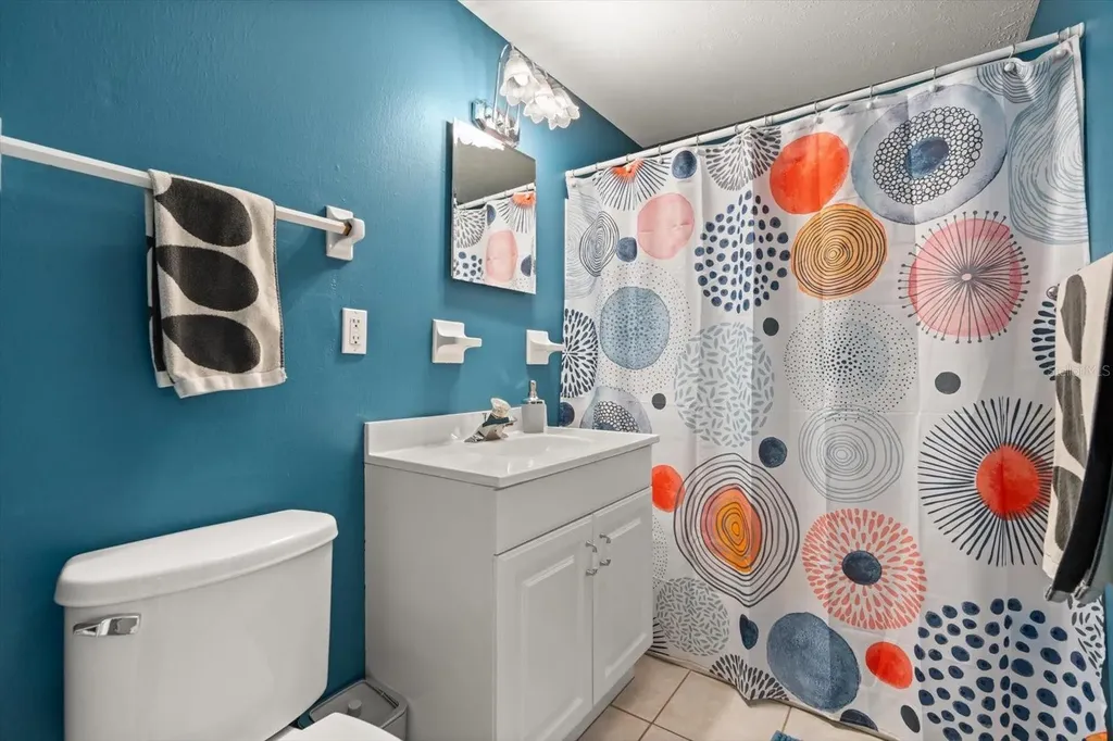 2 W Steele Street Orlando FL 32804