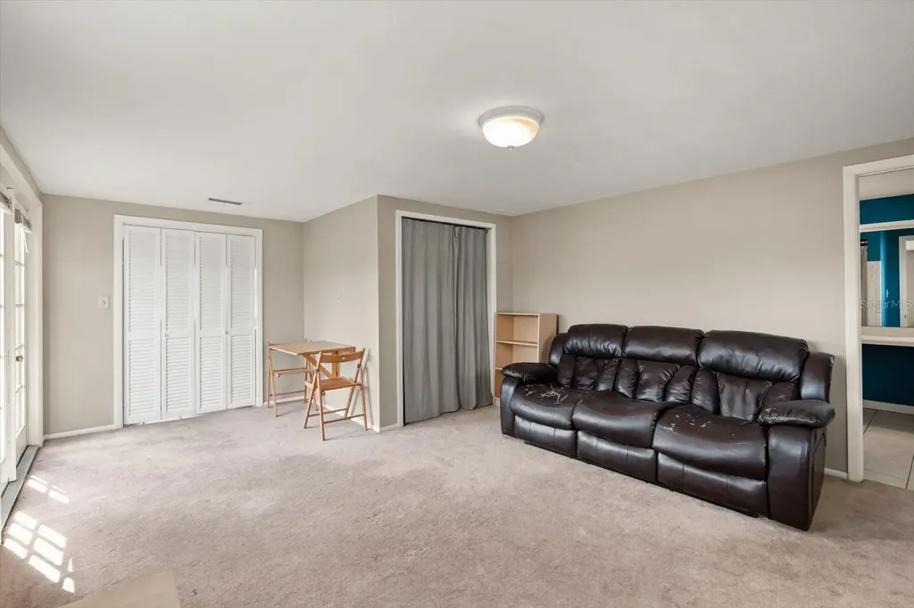 2 W Steele Street Orlando FL 32804