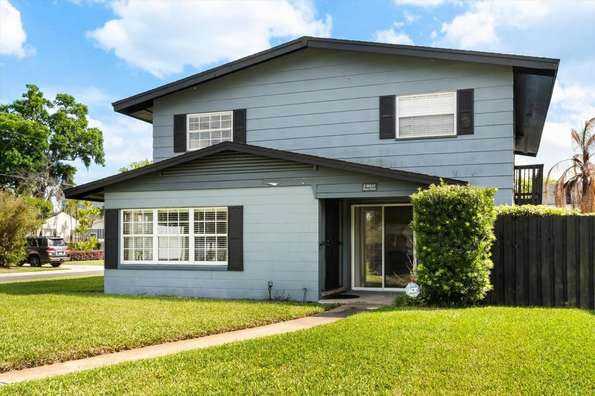 2 W Steele Street Orlando FL 32804