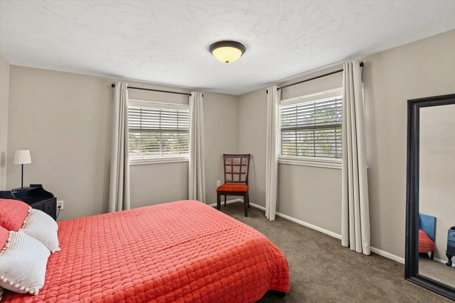 2 W Steele Street Orlando FL 32804