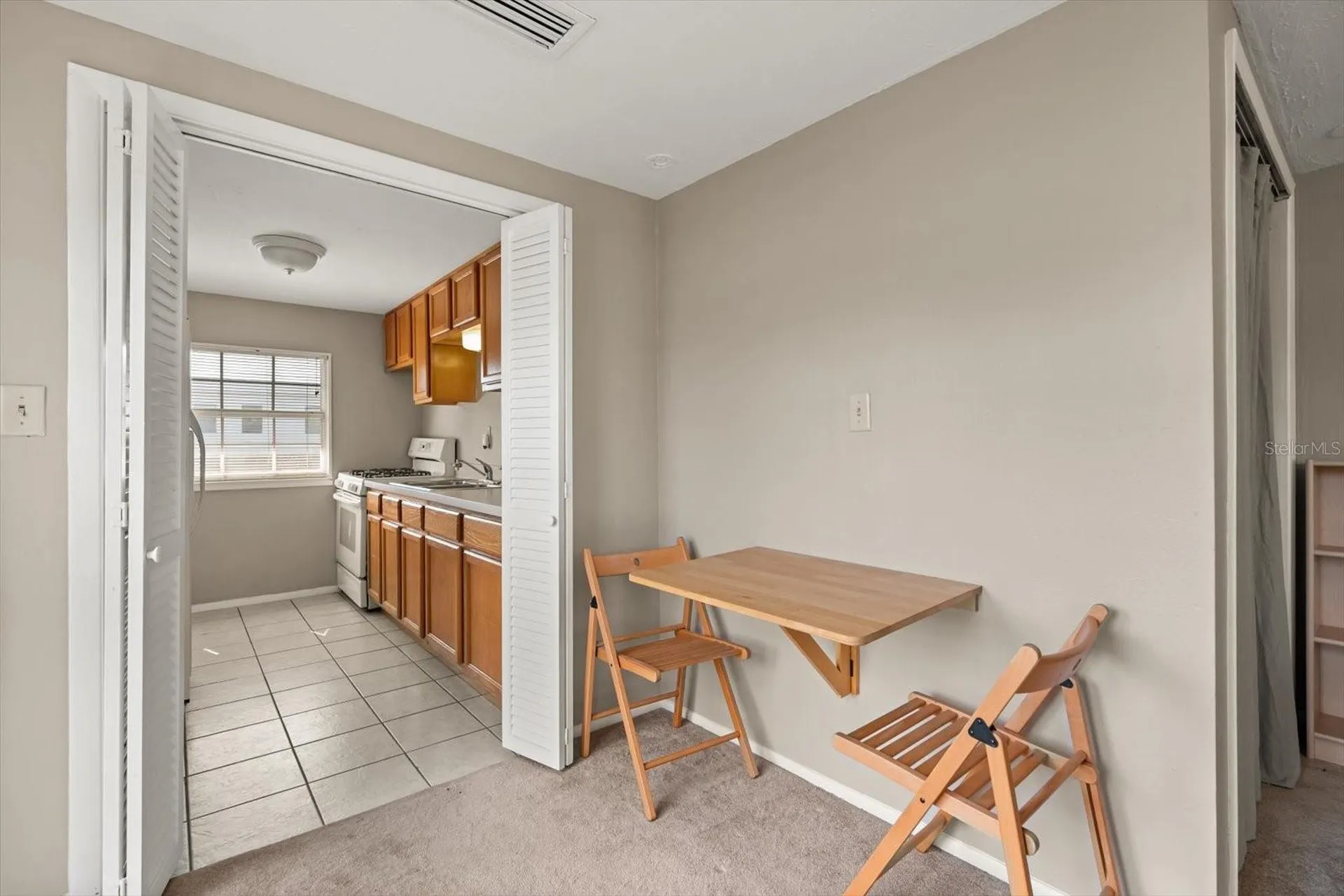 2 W Steele Street Orlando FL 32804