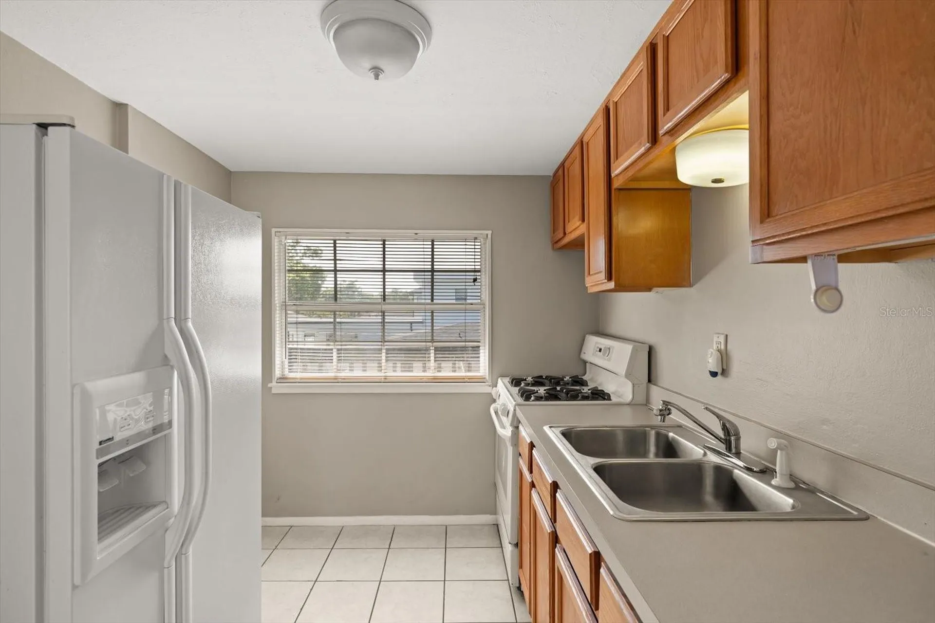 2 W Steele Street Orlando FL 32804