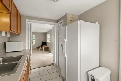 2 W Steele Street Orlando FL 32804