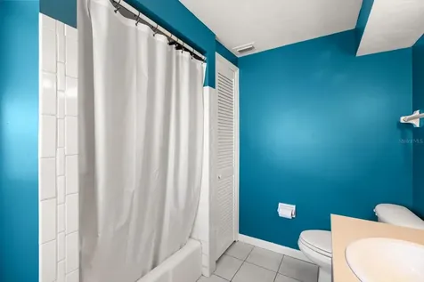 2 W Steele Street Orlando FL 32804