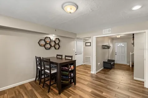 2 W Steele Street Orlando FL 32804