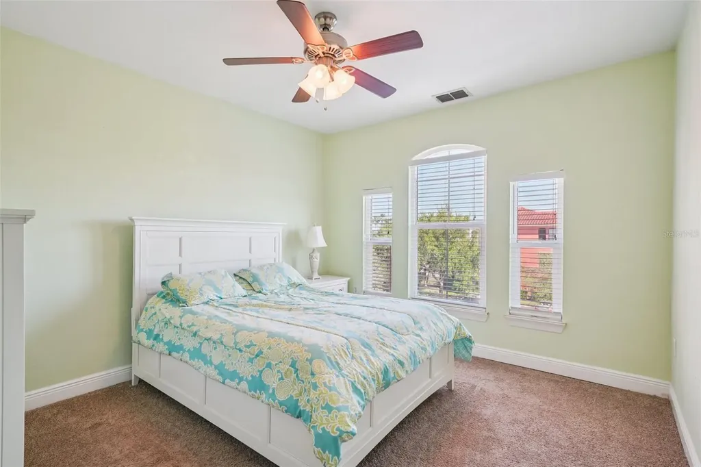 2713 Via Murano Clearwater FL 33764