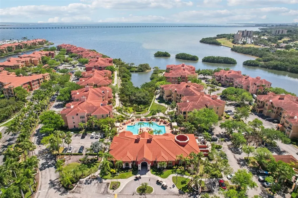 2713 Via Murano Clearwater FL 33764