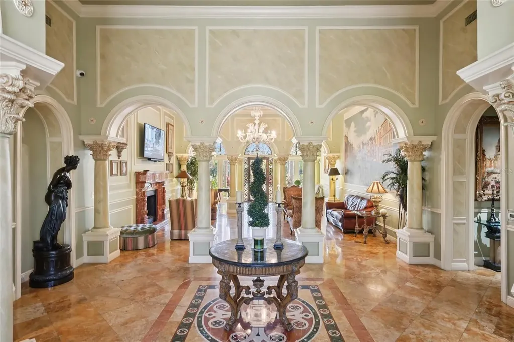 2713 Via Murano Clearwater FL 33764