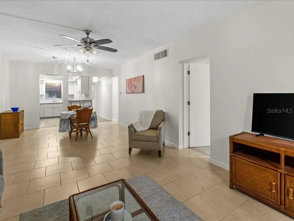 403 SE 43rd Terrace Cape Coral FL 33904