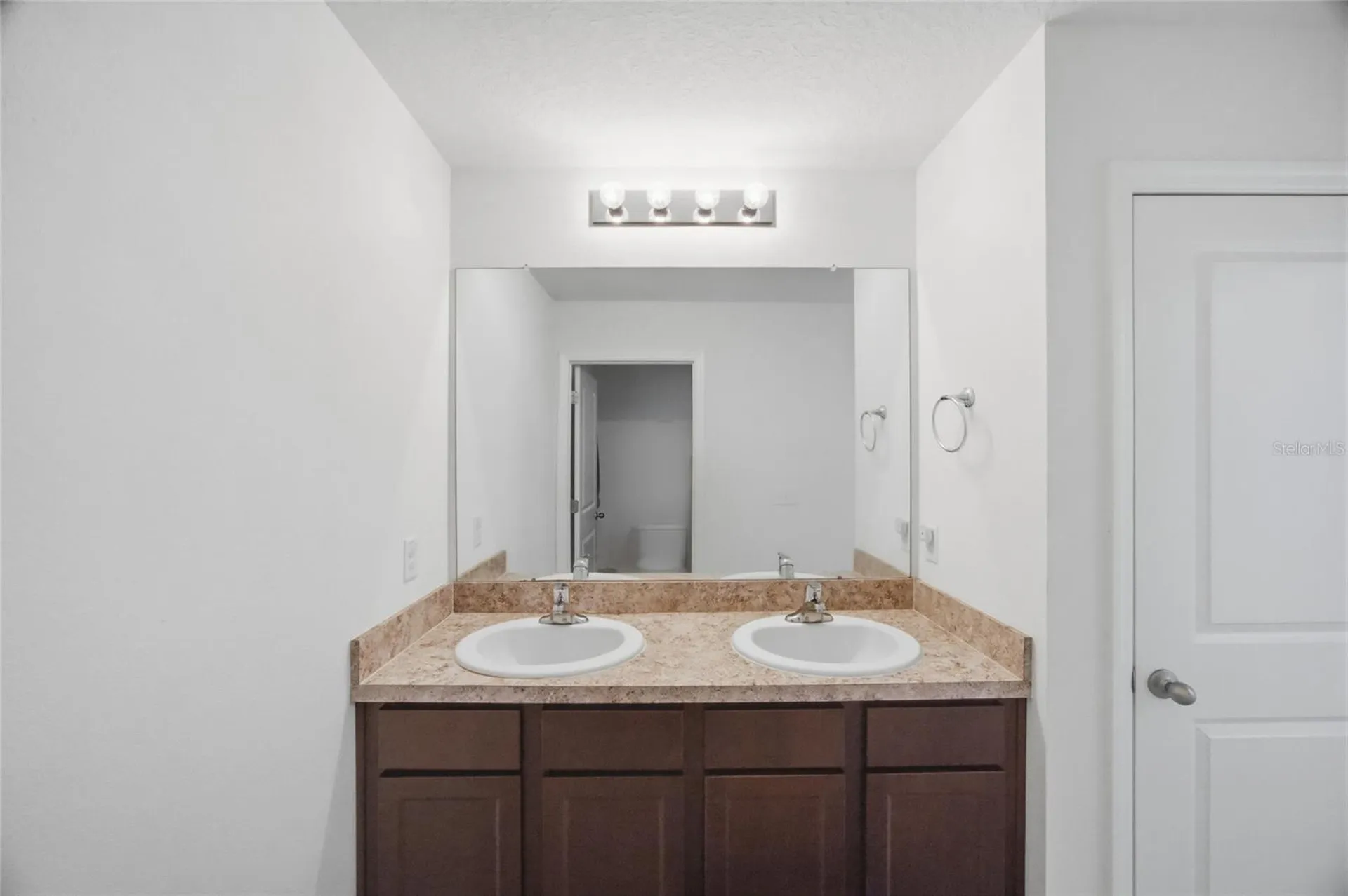 15417 Ibis Fall Place Sun City Center FL 33573
