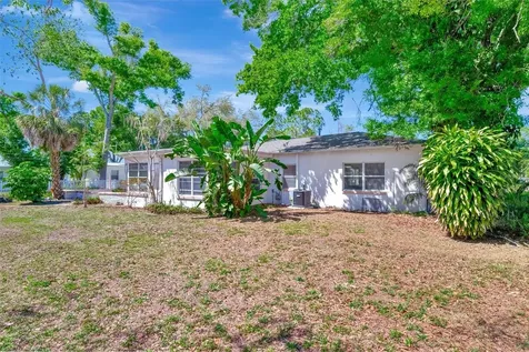 6348 7th Avenue N St Petersburg FL 33710