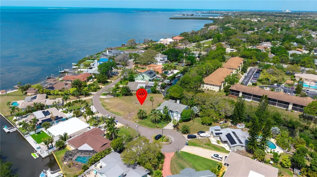 1121 S Florida Avenue Tarpon Springs FL 34689