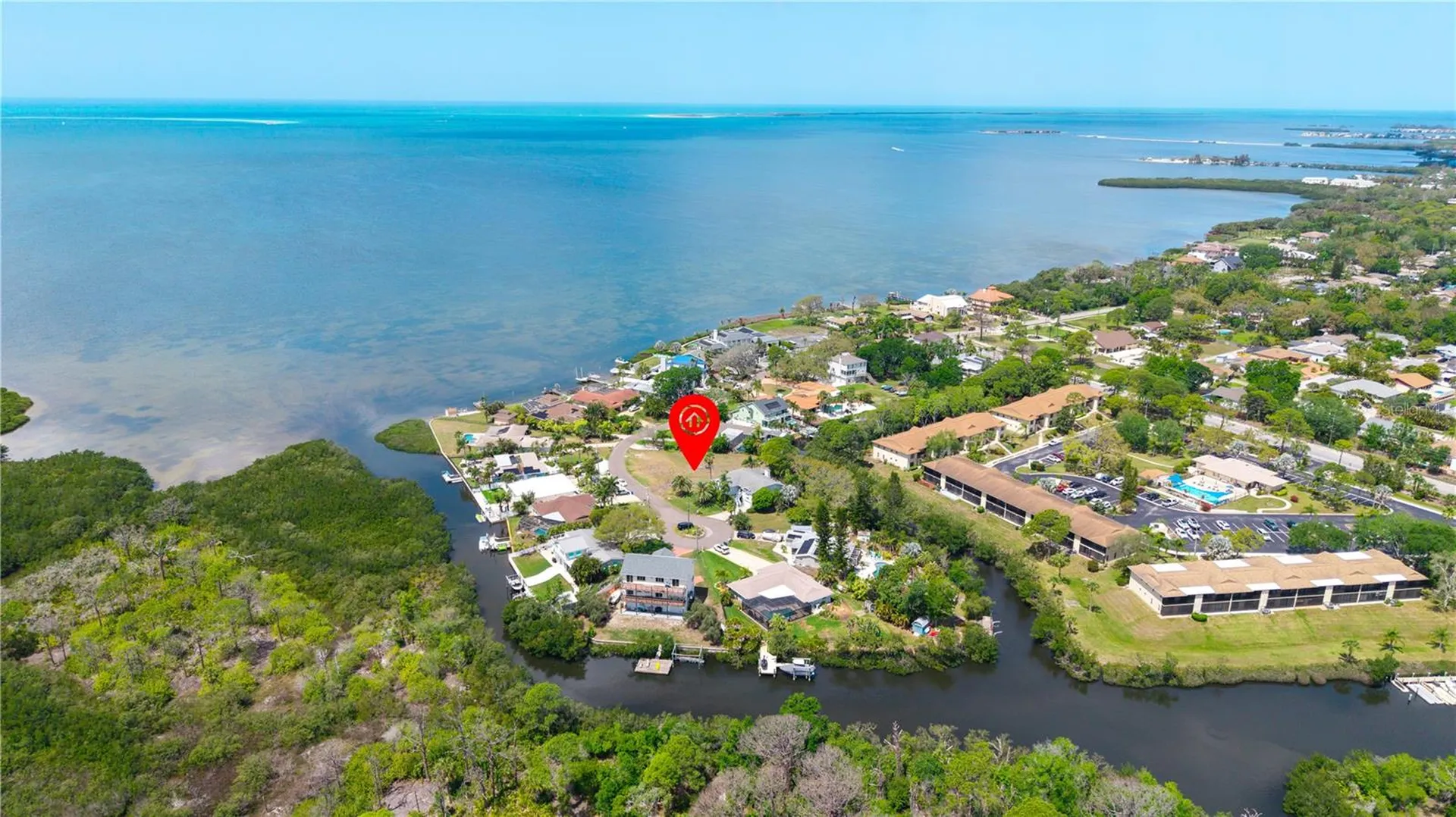 1121 S Florida Avenue Tarpon Springs FL 34689