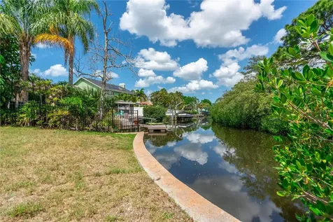 1121 S Florida Avenue Tarpon Springs FL 34689