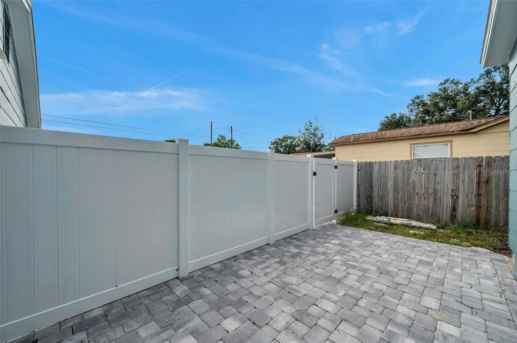 4000 10th Avenue N St Petersburg FL 33713