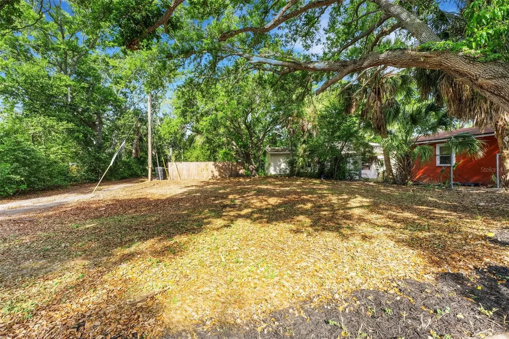 2715 5th Street S St Petersburg FL 33705