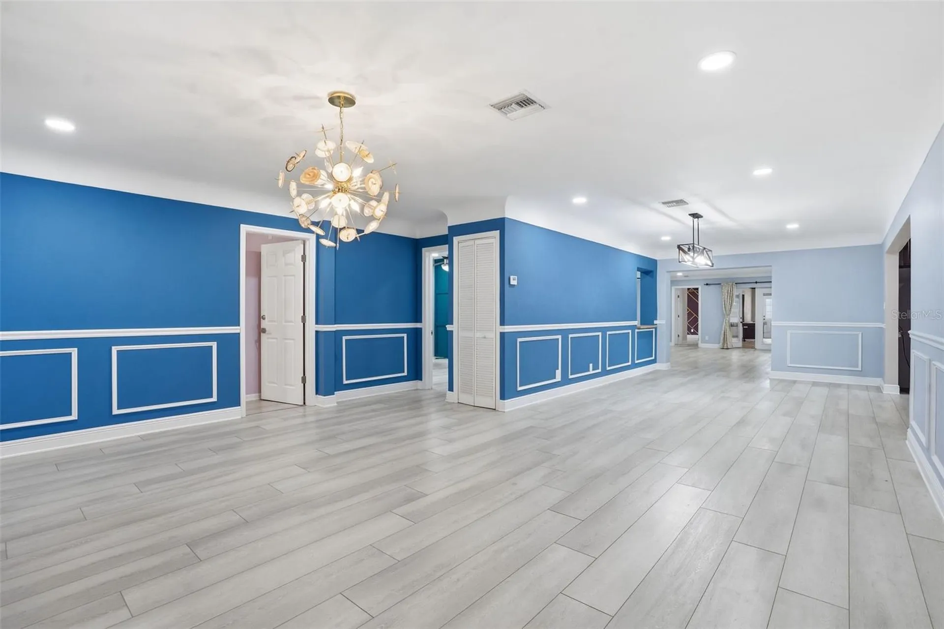 2121 Park Street N St Petersburg FL 33710