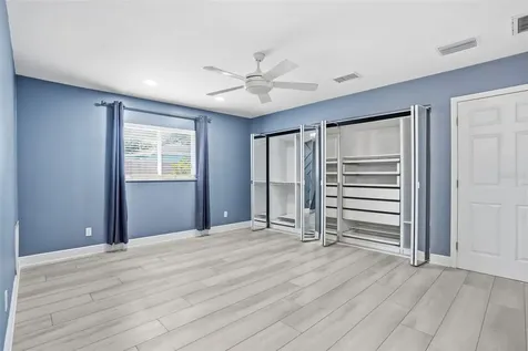 2121 Park Street N St Petersburg FL 33710