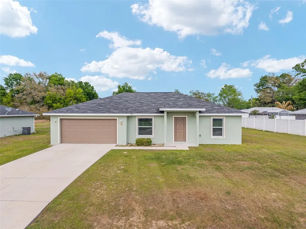 22 Juniper Loop Circle Ocala FL 34480