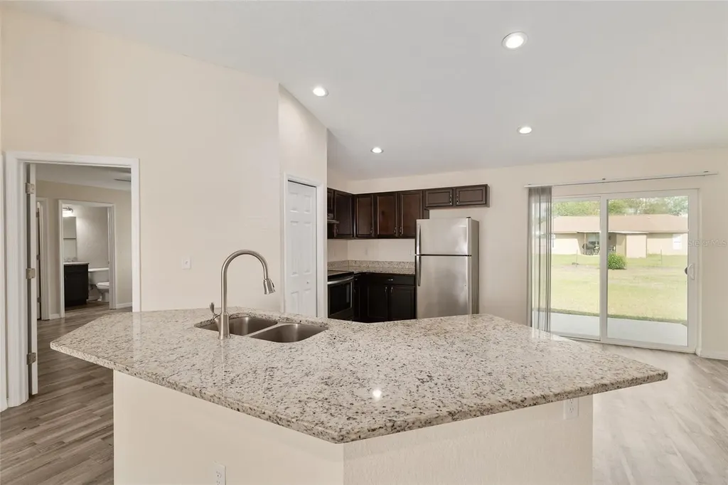 22 Juniper Loop Circle Ocala FL 34480