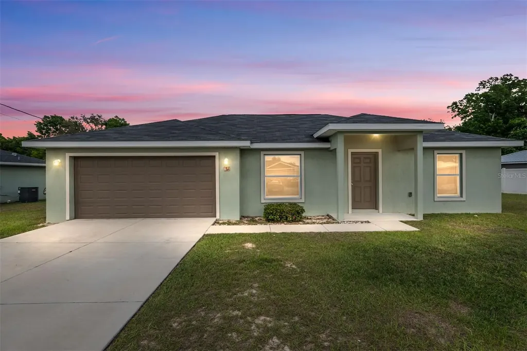 22 Juniper Loop Circle Ocala FL 34480