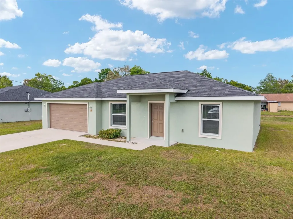 22 Juniper Loop Circle Ocala FL 34480