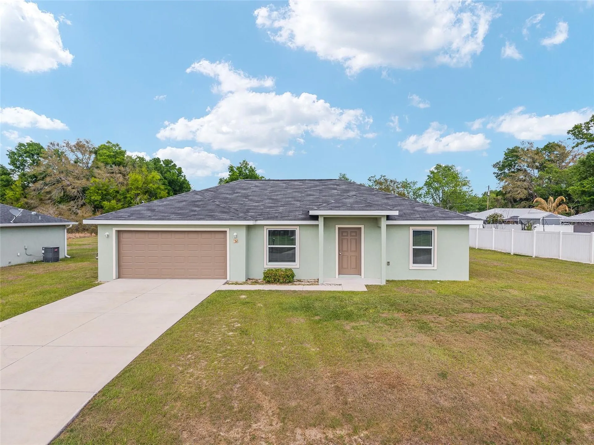 22 Juniper Loop Circle Ocala FL 34480