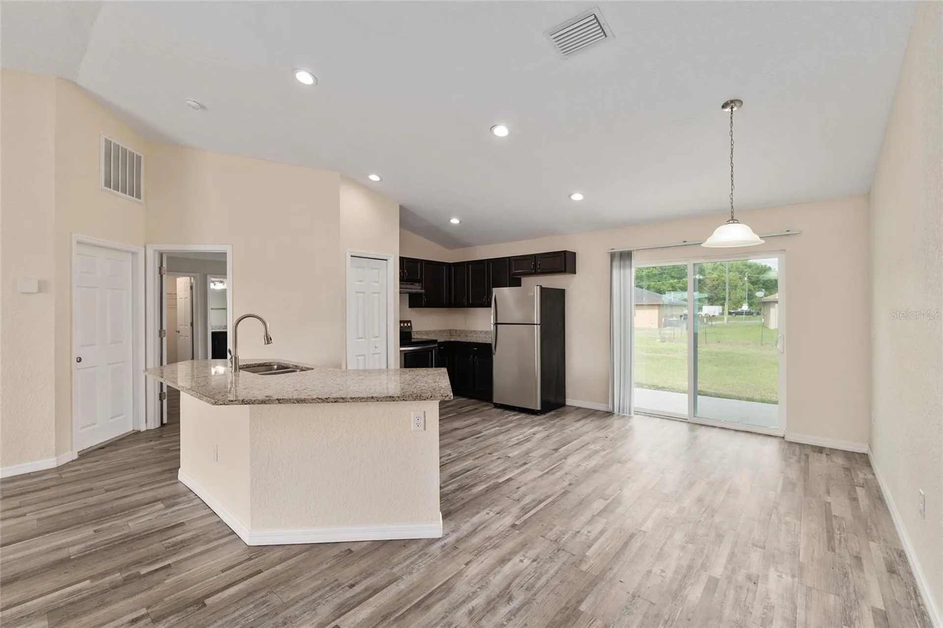 22 Juniper Loop Circle Ocala FL 34480