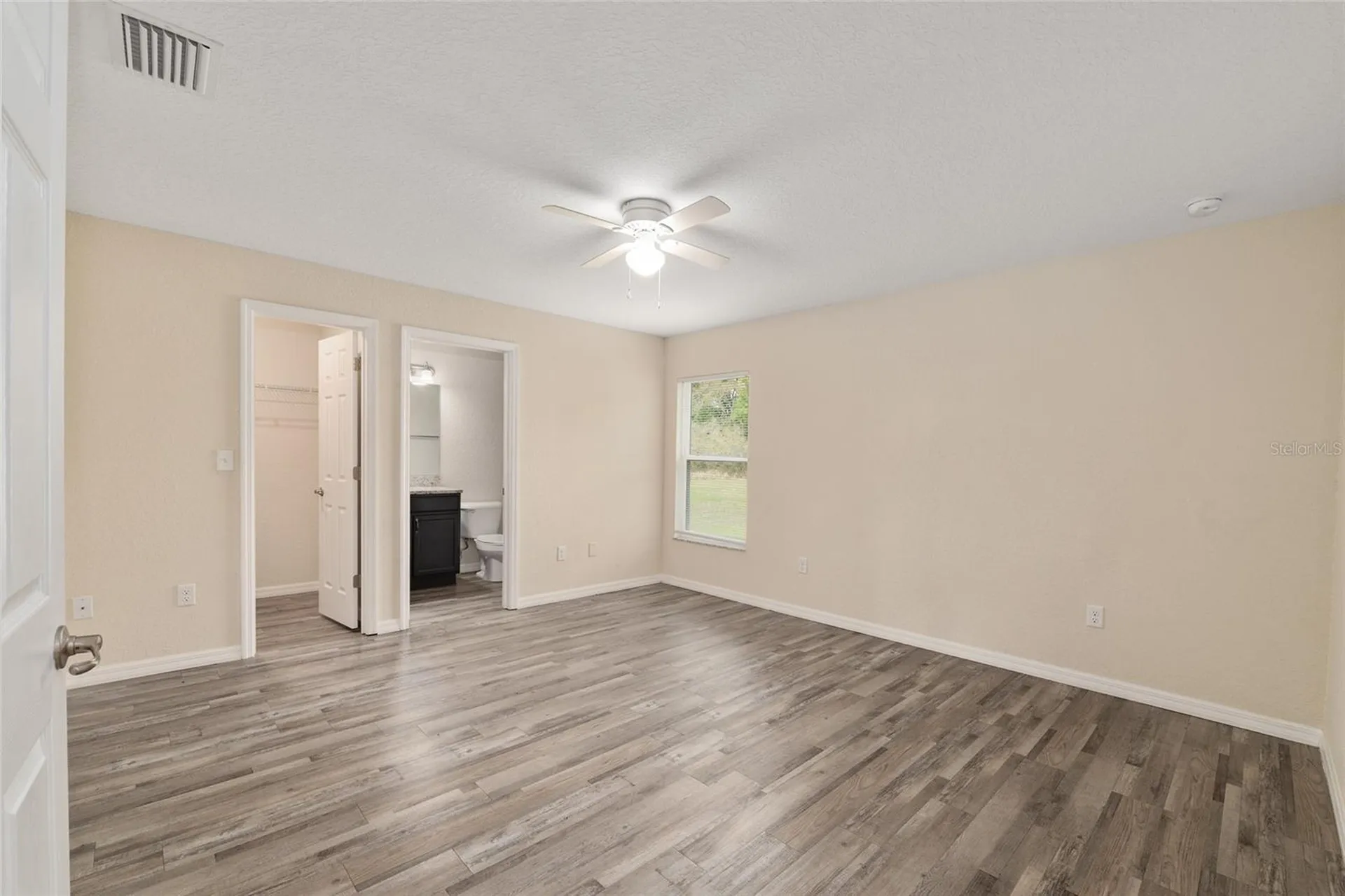 22 Juniper Loop Circle Ocala FL 34480