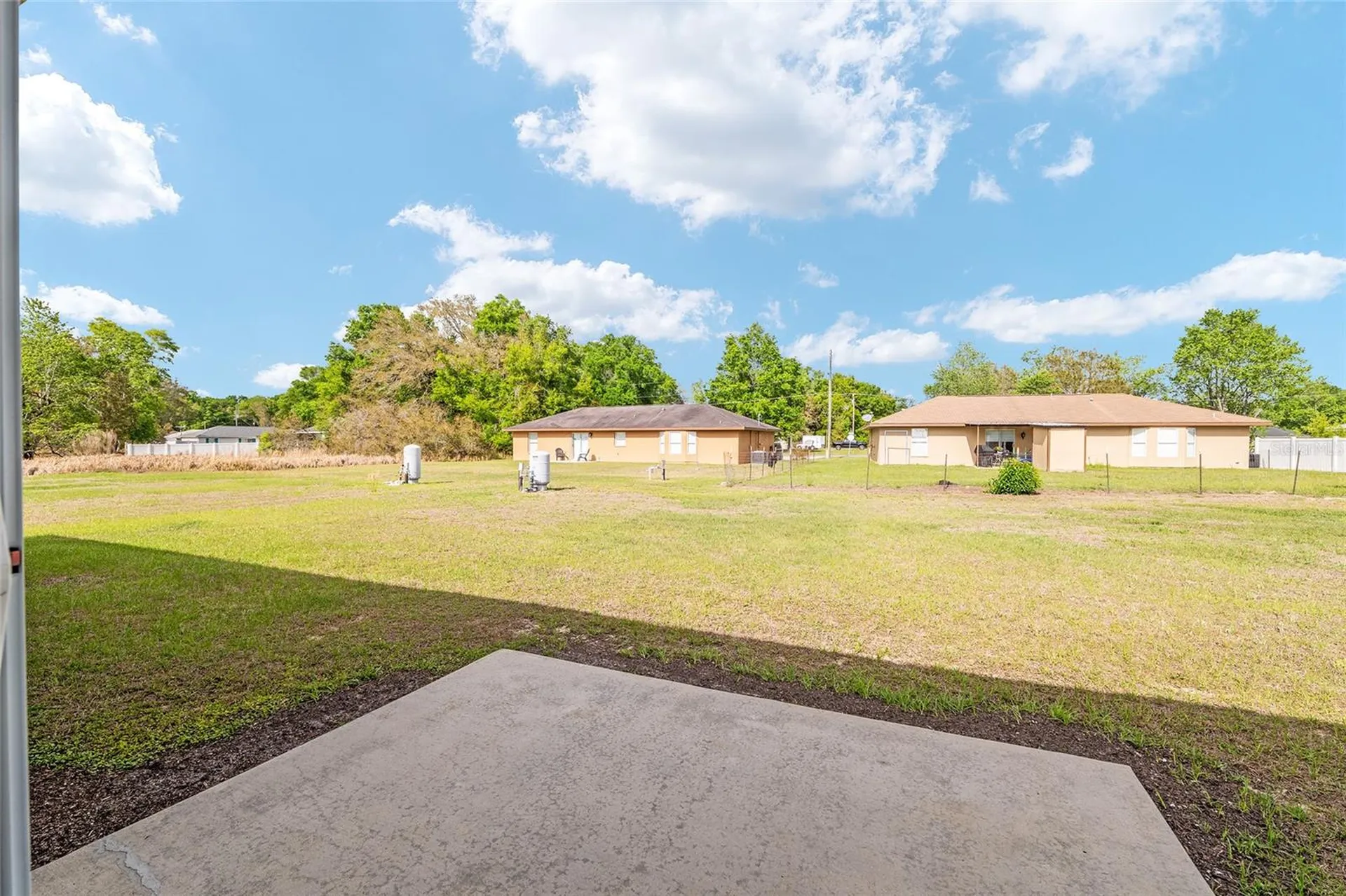 22 Juniper Loop Circle Ocala FL 34480