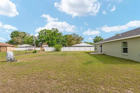 22 Juniper Loop Circle Ocala FL 34480
