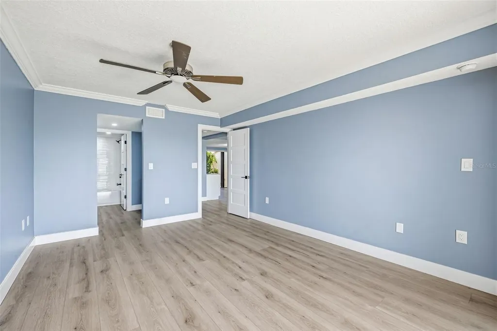7520 Sunshine Skyway Lane S St Petersburg FL 33711