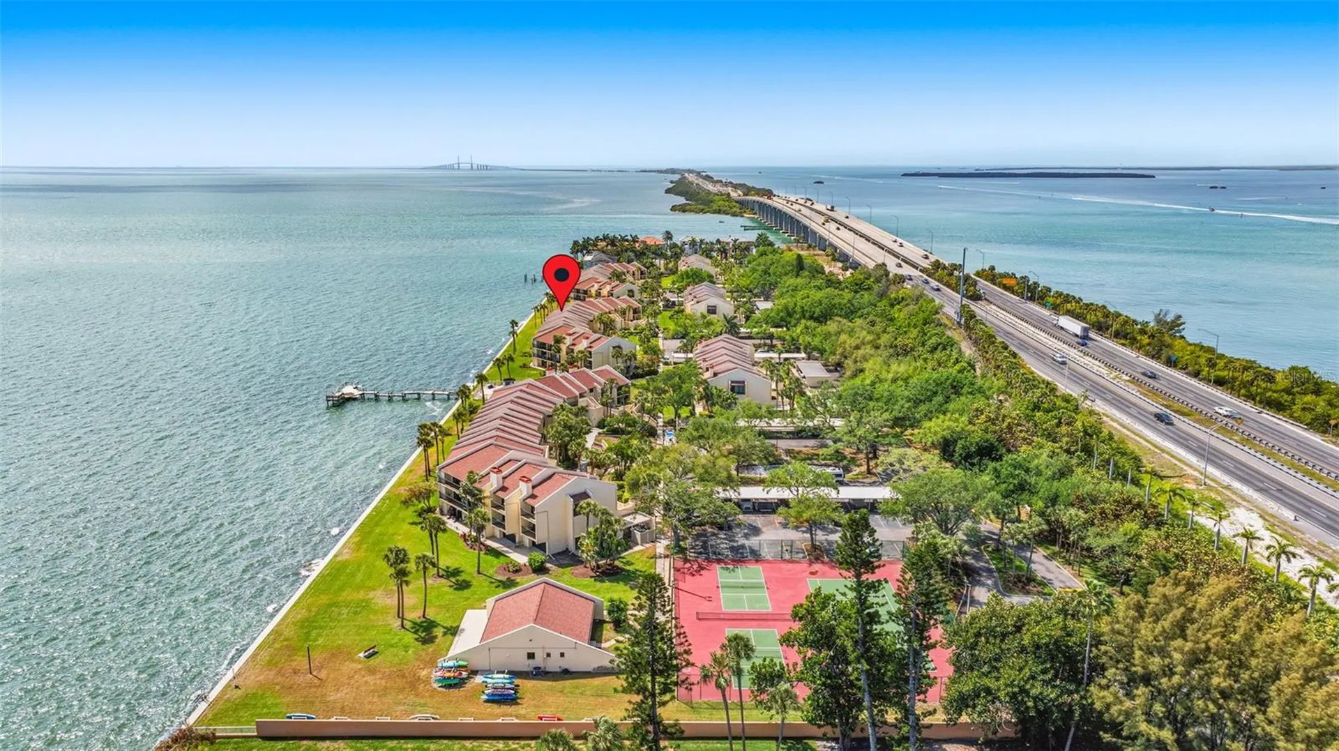 7520 Sunshine Skyway Lane S St Petersburg FL 33711